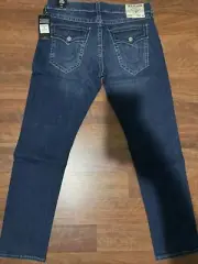True Religion “Dark High Road Wash” GENO SN Relaxed Slim 36x32 #107333