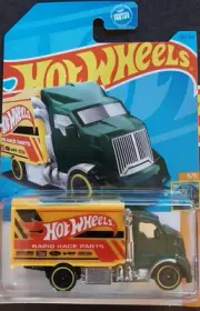 Hot Wheels Hiway Hauler Z,yellow model HW Haulers Series+ Mercedes-Benz Unimog