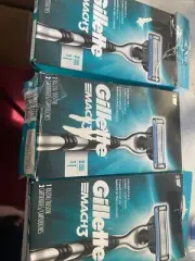 3x Gillette Mach3 3 Blades 3 razor handles 6 cartridges total