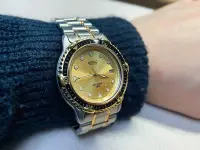 在飛比找Yahoo!奇摩拍賣優惠-SEIKO 精工錶 經典潛水錶 7N42-800A金面(金針