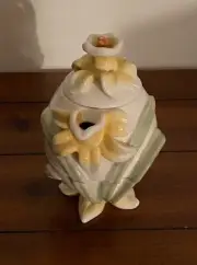 Rare 2004 Dept 56 Time to Celebrate Daffodil Tea for one Mint in Box
