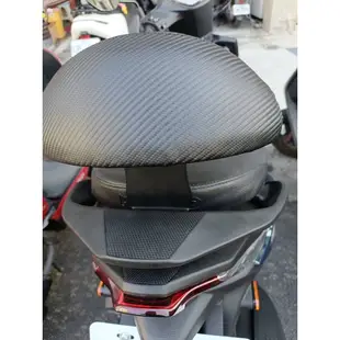 光陽 KYMCO 新豪邁125 後靠背 小饅頭 後靠 機車後靠背 機車靠背 新豪邁改裝 新豪邁必備