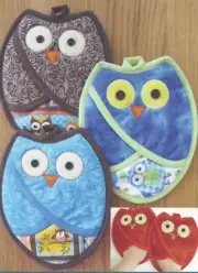 Who Owl Pot Holders quilt pattern by Susie C Shore
