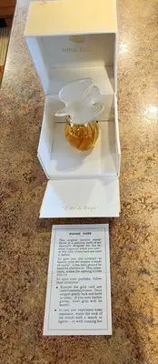Vintage Nina Ricci L'Air du Temps Sealed Perfume Lalique Birds Satin Box