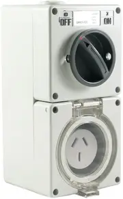 3 Pin Switched Socket Outlet (Flat Pin)