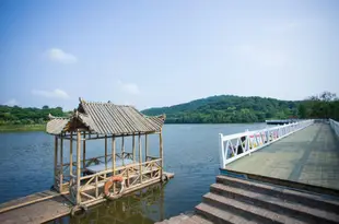 合肥紫蓬山木屋度假村Zipengshan Wooden House Resort