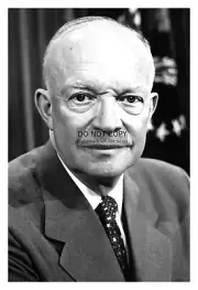 PRESIDENT DWIGHT D. EISENHOWER B&W PORTRAIT 4X6 PHOTO