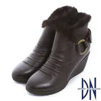 在飛比找momo購物網優惠-【DN】歐美時尚 羊皮環釦設計貂毛滾邊楔型踝靴(咖)