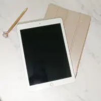 在飛比找蝦皮購物優惠-iPad Air 2－銀色／64GB／WiFi版