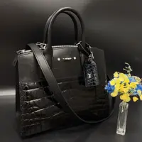 在飛比找蝦皮購物優惠-【哈極品】二手品《Louis Vuitton LV黑色牛皮拼