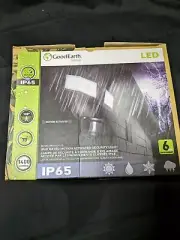 Good Earth LED Motion Activated Security Light Time Control Black New in Box