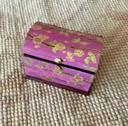 Bespaq Trunk Chest Storage Decorated by Pat Tyler 2355