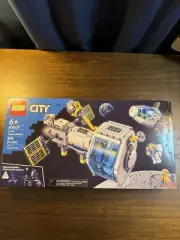 LEGO CITY: Lunar Space Station (60349)