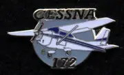 CESSNA SKYHAWK 172 GOLD PLATED 3D LAPEL HAT PIN AIRPLANE PILOT SOLW WING GIFT