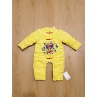 在飛比找蝦皮購物優惠-<全新> MoChu童裝 黃色小皇帝厚款連身衣 嬰兒裝 童裝