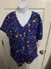 Gabby Brooke Women’s Scrub Top Christmas Lights Snowflakes Size 2X NWT gift