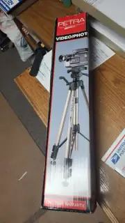 Petra PT-3001 Professional Camera Tripod