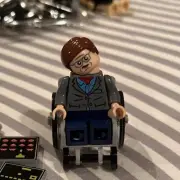 Brick Stephen Hawking Minifigure New physicist and cosmologist Scientist READ!