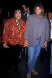 Elizabeth Taylor and Larry Fortensky during Benefit Performance .. Old Photo 1