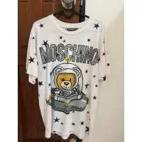 在飛比找蝦皮購物優惠-二手衣服 🩷 MOSCHINO 太空熊 星星 精品 一線 圖