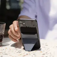在飛比找松果購物優惠-美國 MOFT X 世界首款手機隱形支架(黏貼款) RFID