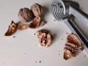 Manual Walnut NUT CRACKER NUTCRACKER Opener Clamp Sheller Kitchen-Gadget peeler