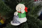 2022 Hallmark Keepsake Snow Buddies Ornament Narwhal