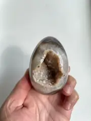 Druzy Agate Crystal Egg Natural Crystal AG032