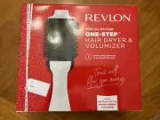 REVLON SALON ONE STEP HAIR DRYER & VOLUMIZER SPECIAL EDITION WHITE RVDR5222 NEW