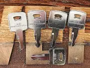 5 Keys 459A RC461-53930 For Kubota Mini Excavator Skid Steer Loader SVL75