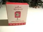 HALLMARK KEEPSAKE SANTA'S MERRY MACHINE MINIATURE WASHING MACHINE 2017 PULL CORD