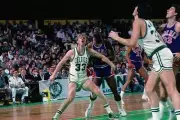 Larry Bird Boston Celtics boxes out against the Pheonix Suns durin- Old Photo