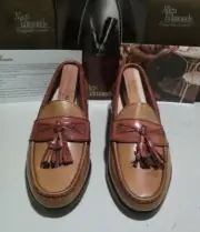 New Display Model Allen Edmonds Maxfield 7 D tan/mahogany
