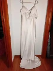 NWT Sally Crew Light Blush Pink Vneck Beaded Wedding Gown Size 16