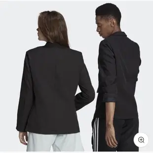 Linda❤️代購 ⚠️ Adidas ADICOLOR黑色 男女 西裝外套 HN3670 運動背心 HN3671 短褲
