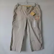 NWT Dockers Women's Beige Flat Front Stretch Casual Cropped Capri Pants Size 10