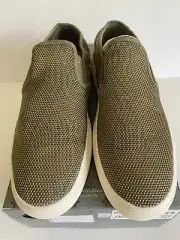 SUN STONE MENS OLIVE GREEN LYLE MESH SLIP-ON COMFORT SNEAKERS SIZE 9.5 M NEW