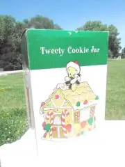 NRFB 1997 Warner Brother Christmas Santa Claus Tweety Cookie Jar (S9)