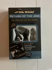 STAR WARS WALT DISNEY RETURN OF THE JEDI READ ALONG PLAY PACK W/ CASSETTE