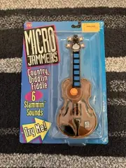 1995 CAP Toys MICRO JAMMERS Country Diddlin' FIDDLE violin toy Toys R Us