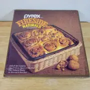 VTG PYREX Fireside Naturals 2220-F Square Baking Cake Dish/Wicker Basket NEW
