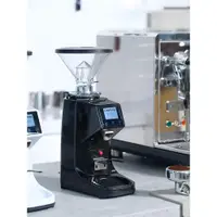 在飛比找ETMall東森購物網優惠-凌動意式咖啡電動磨豆機LD-22家/商用電控定時定量直出咖啡