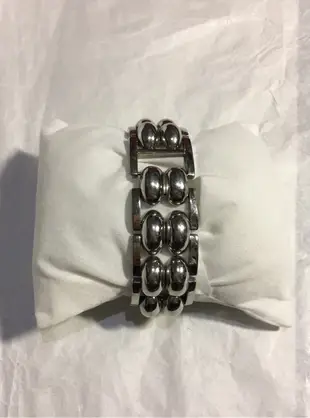 Moschino 設計款蛋型石英女錶 手錶