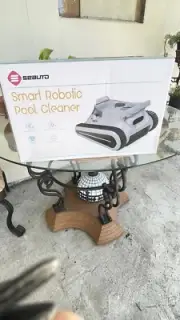 Seauto Robotic Wall Climbing Pool Cleaner Brand New 2024 Model “The Crab”.