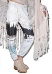 [All Things Fabulous] Frozen Lake Sweats