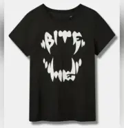 Torrid Bite Me Glow in Dark Vintage Cotton Crew Tee Halloween Costume Sz 2X NWT