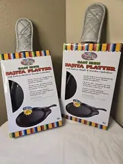 NIB Winware Cast Iron Skillet 9” Fajita Server Skillet Wood Underliner Platter
