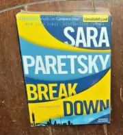 V. I. Warshawski: Breakdown by Sara Paretsky (2012, CD, Unabridged)