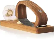 AdHoc RoccaAlio Garlic Press with Chopping Board