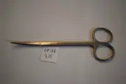 MDS0828315 METZENBAUM BABY SCISSORS 5 1/2" CURVED BLUNT/BLUNT